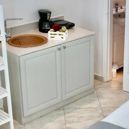 Aeolos Art & Eco Adults Only